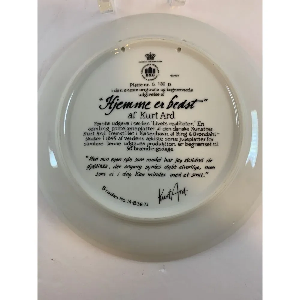1984 Hjemme er Bedst Home is Best Bing & Grondahl Collector‎ Plate w/Box